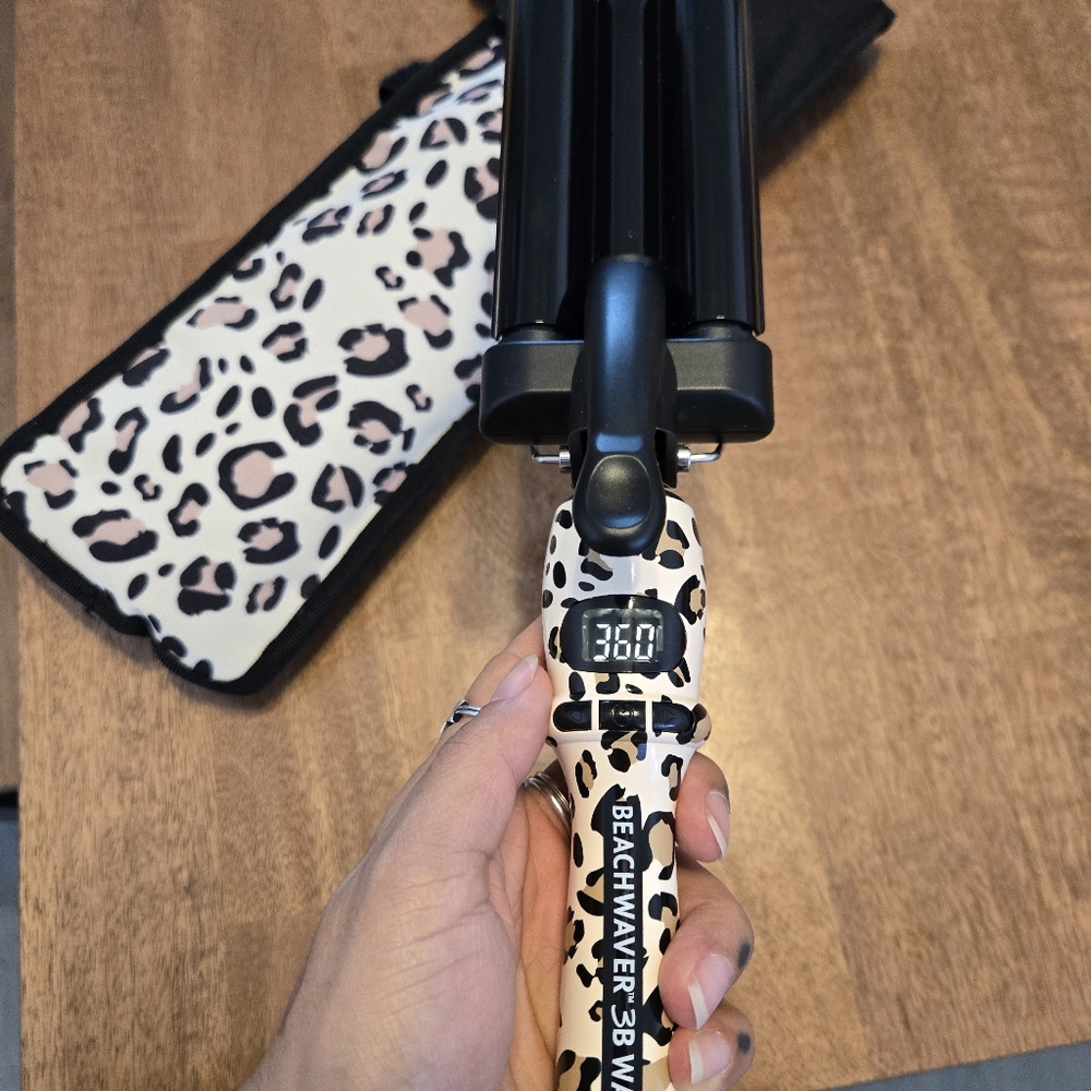 Catwalk Beachwaver 3B Waver With Storage Pouch - Picture 7 of 11